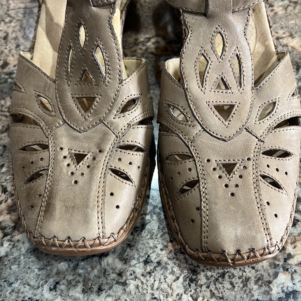 Remonte Sandals - Picture 3 of 9